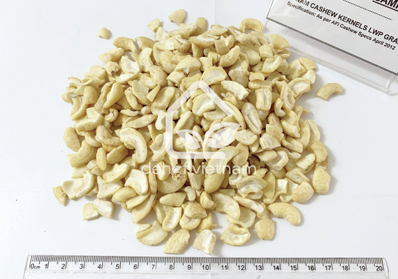 Vietnam Cashew Nuts - Large Whole Piece (LWP)